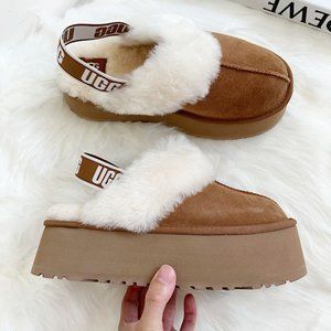 UGG Women Funkette Slingback Platform Sandal NWT